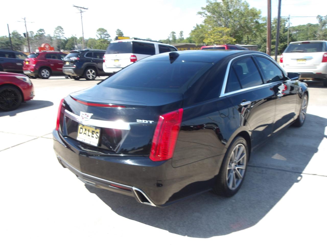 Cadillac CTS Sedan 4dr Sdn 2.0L Turbo Luxury RWD 2018
