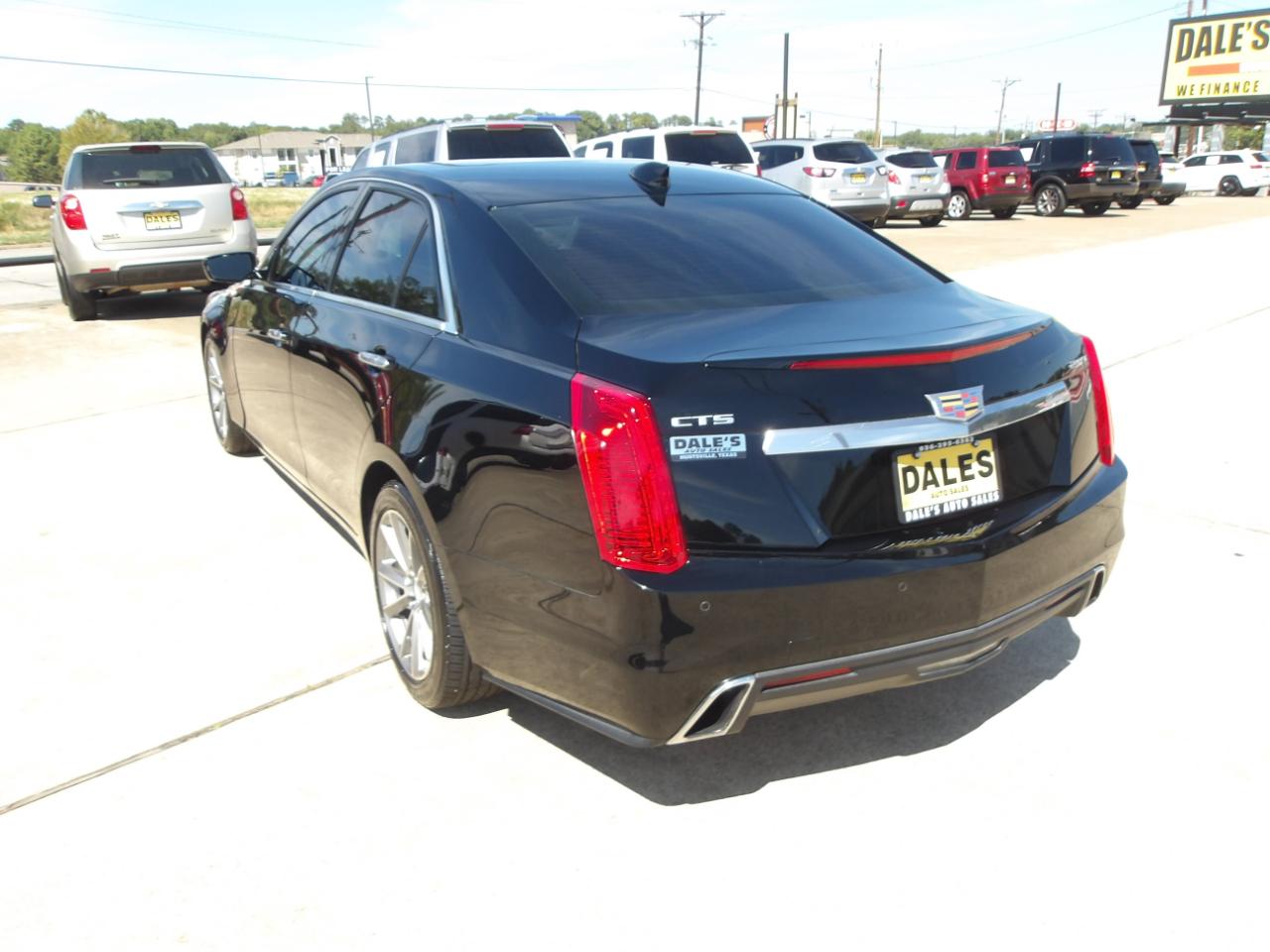 Cadillac CTS Sedan 4dr Sdn 2.0L Turbo Luxury RWD 2018
