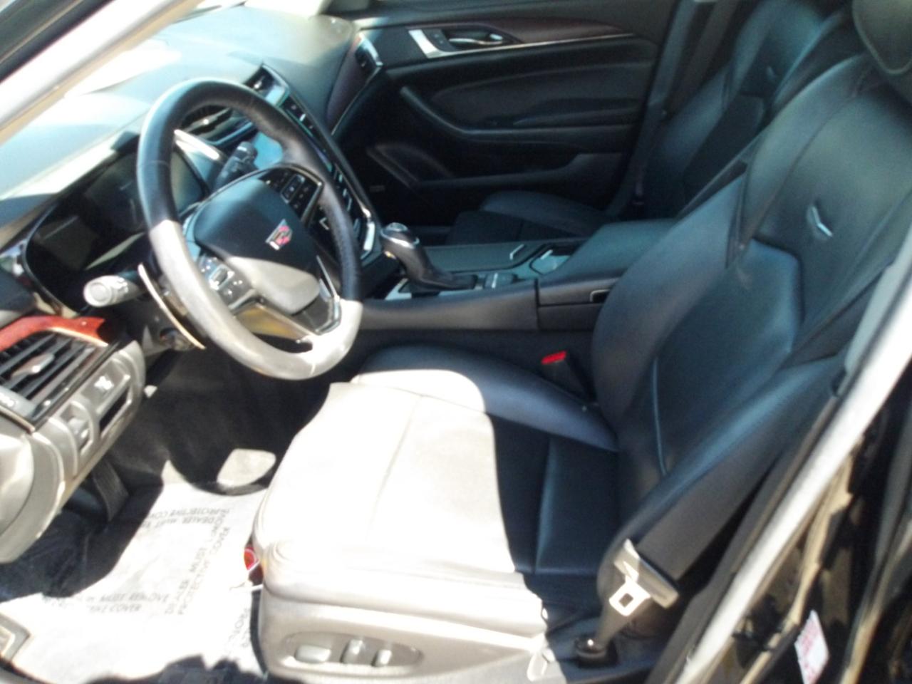 Cadillac CTS Sedan 4dr Sdn 2.0L Turbo Luxury RWD 2018