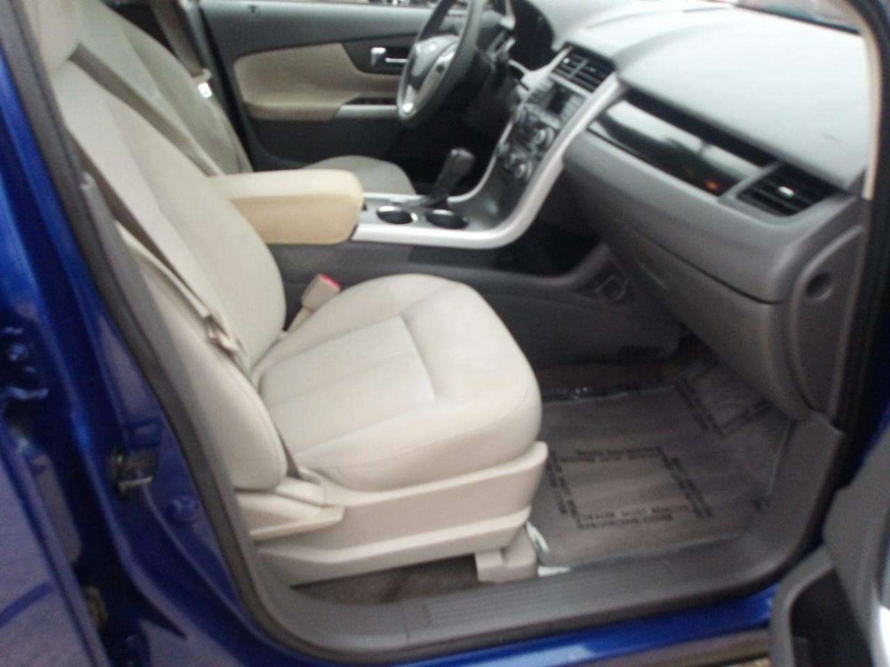 Ford Edge 4dr SE FWD 2014