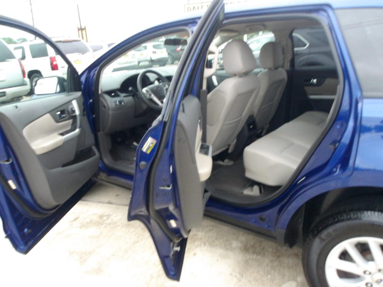 Ford Edge 4dr SE FWD 2014