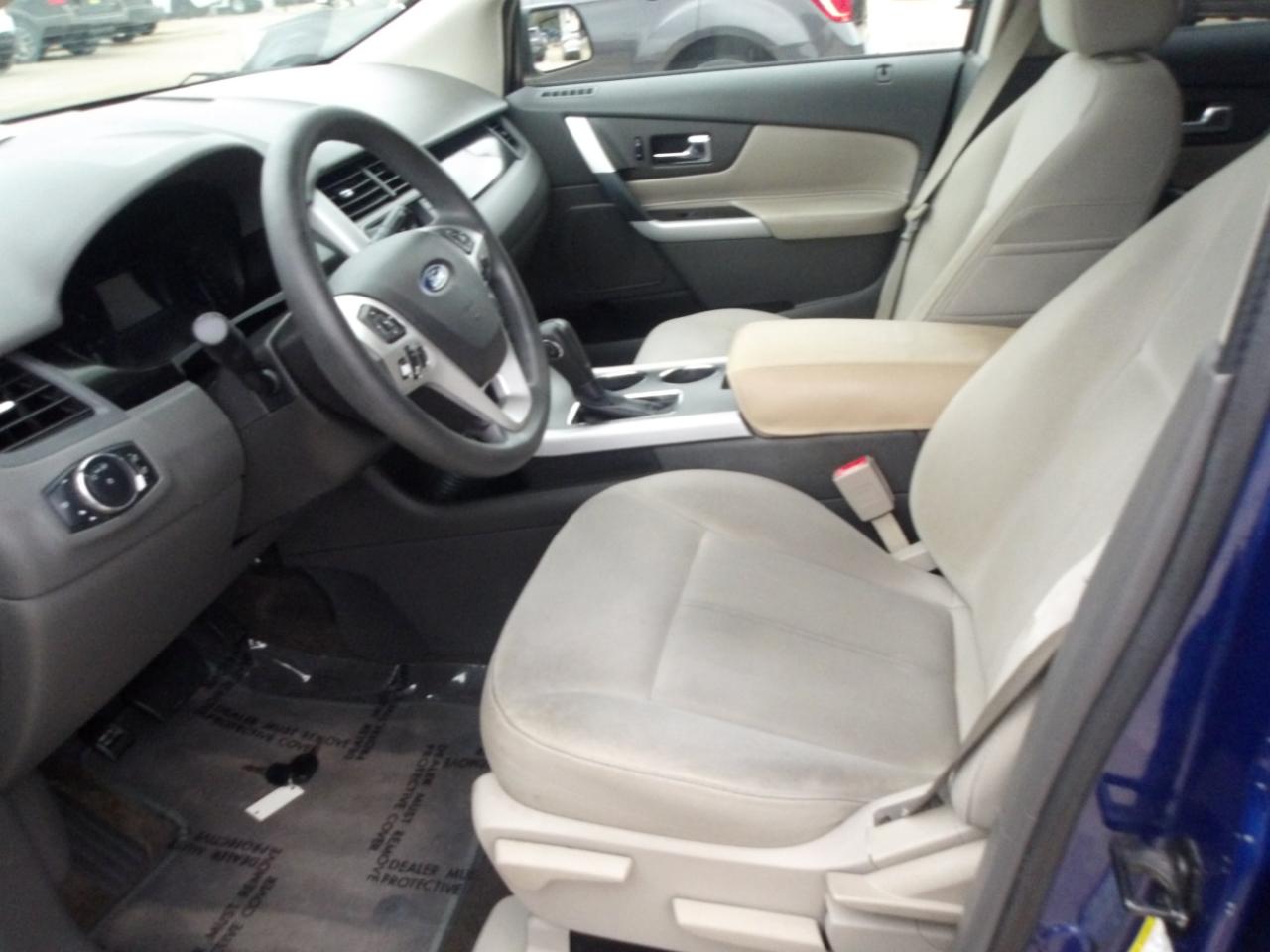 Ford Edge 4dr SE FWD 2014