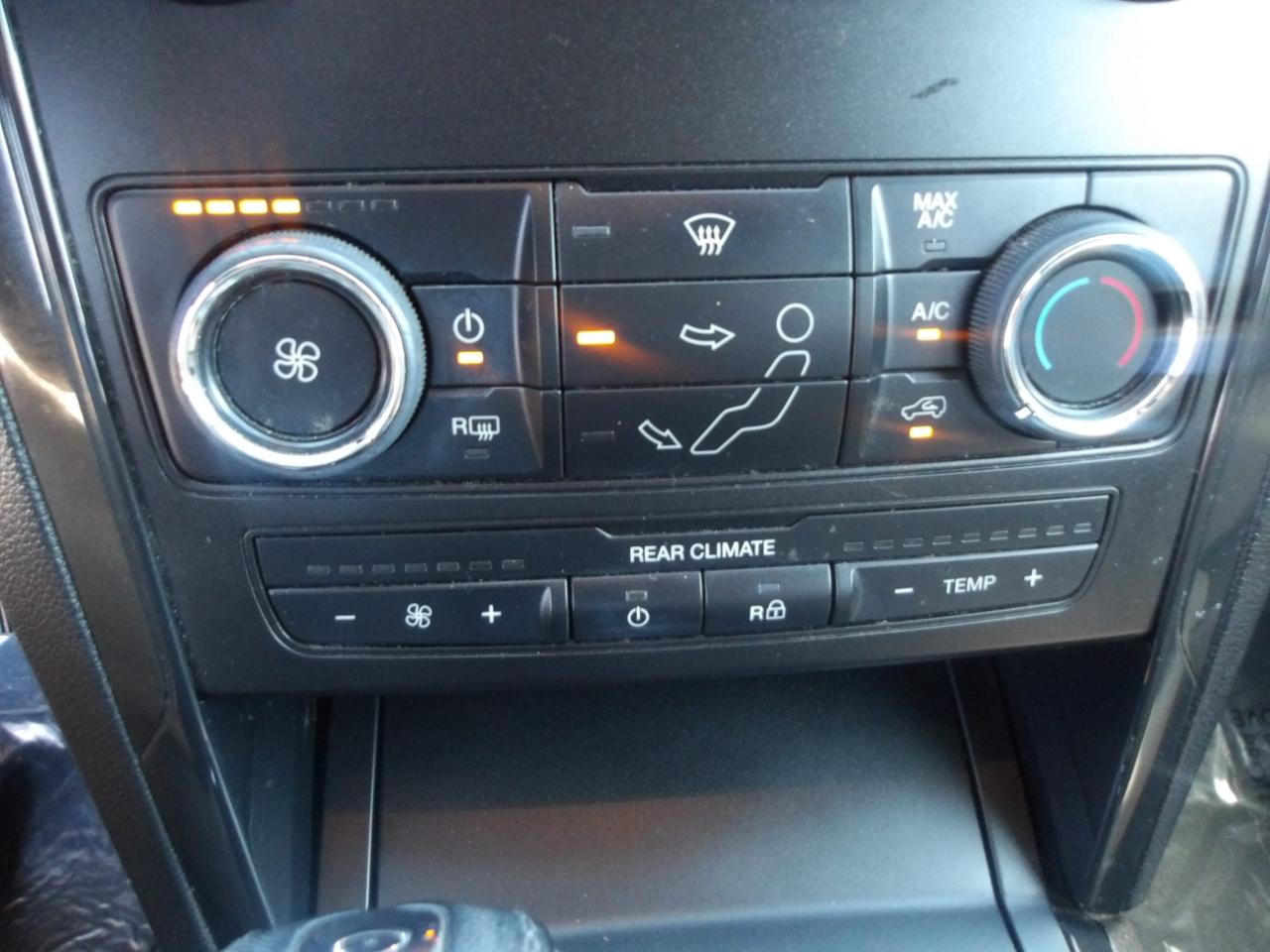 Ford Explorer XLT FWD 2018