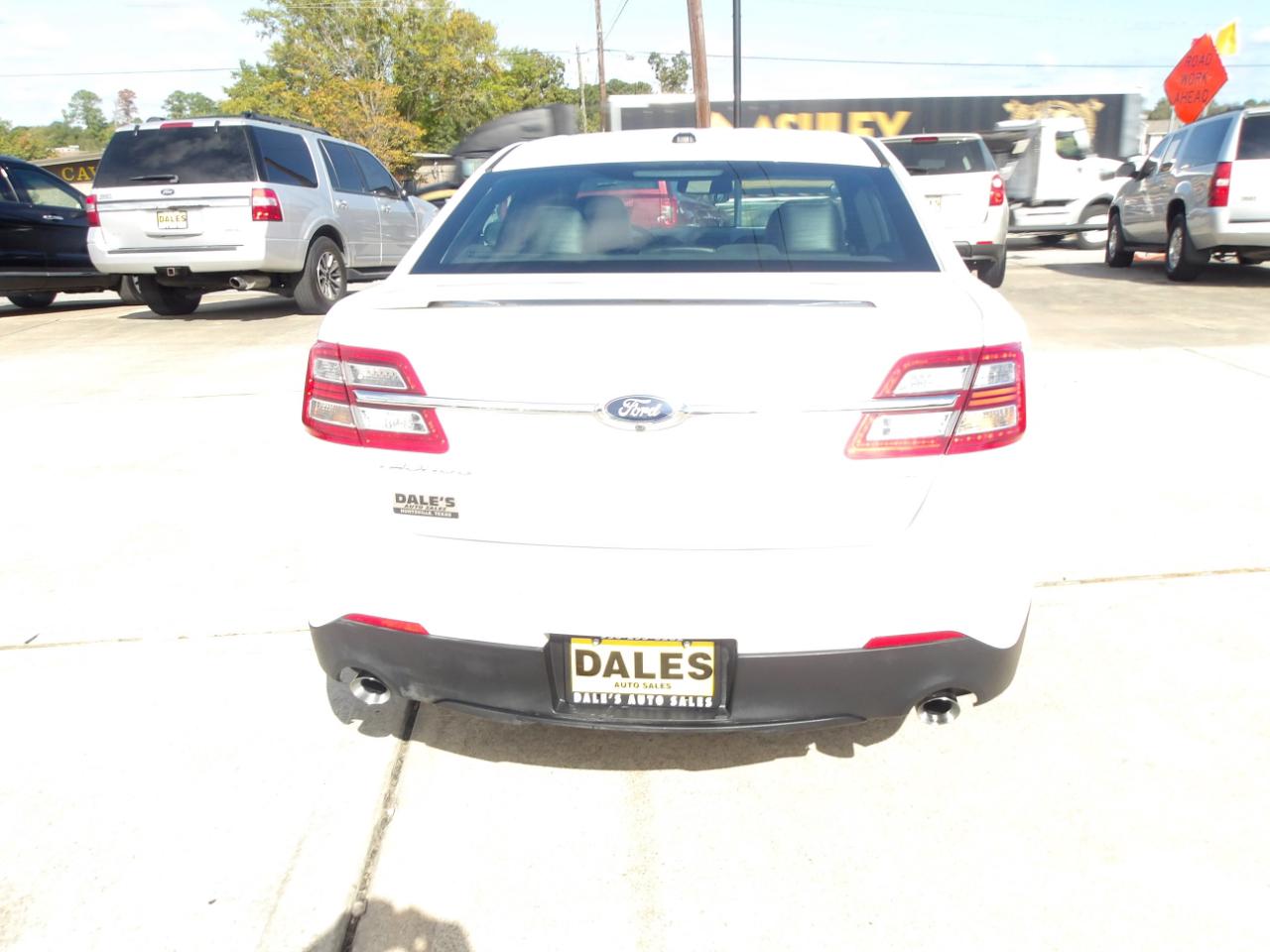 Ford Taurus 4dr Sdn SHO AWD 2013