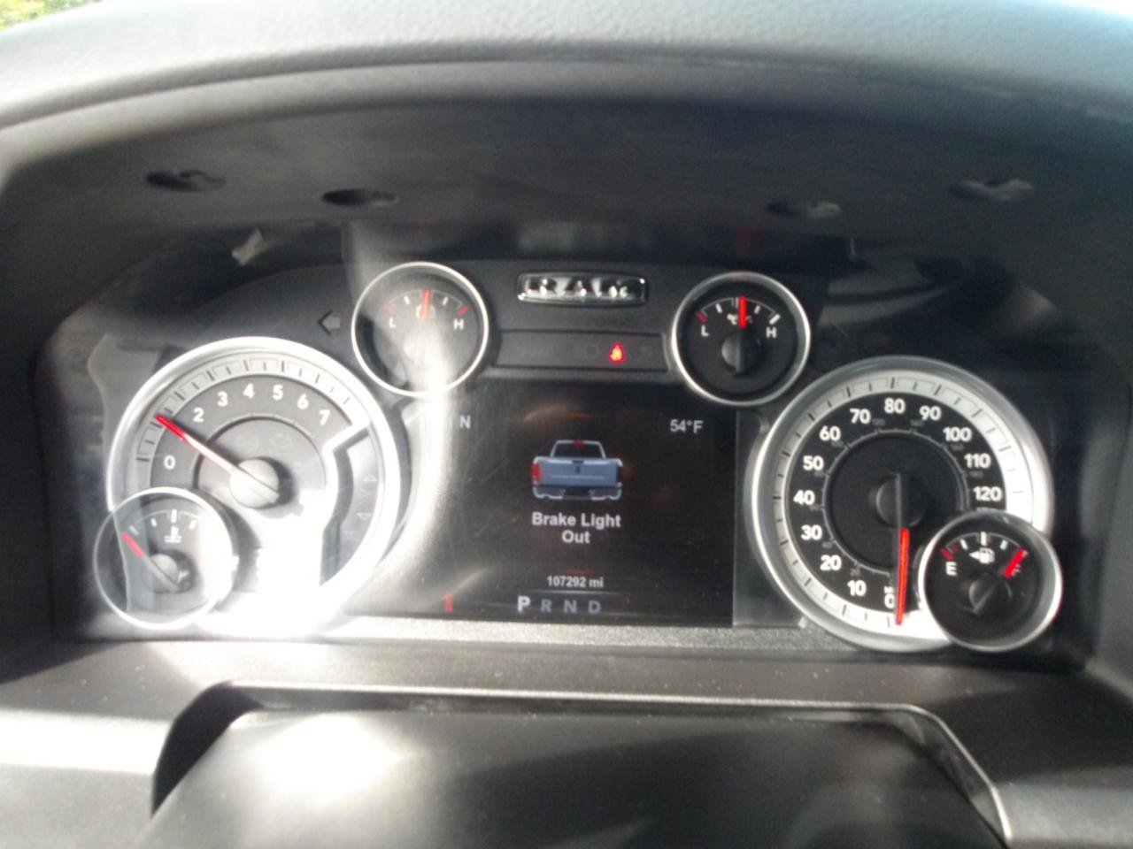 RAM 1500 4WD Crew Cab 140.5" Big Horn 2015