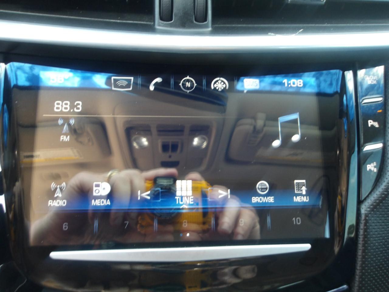 Cadillac XTS 4dr Sdn Luxury FWD 2017