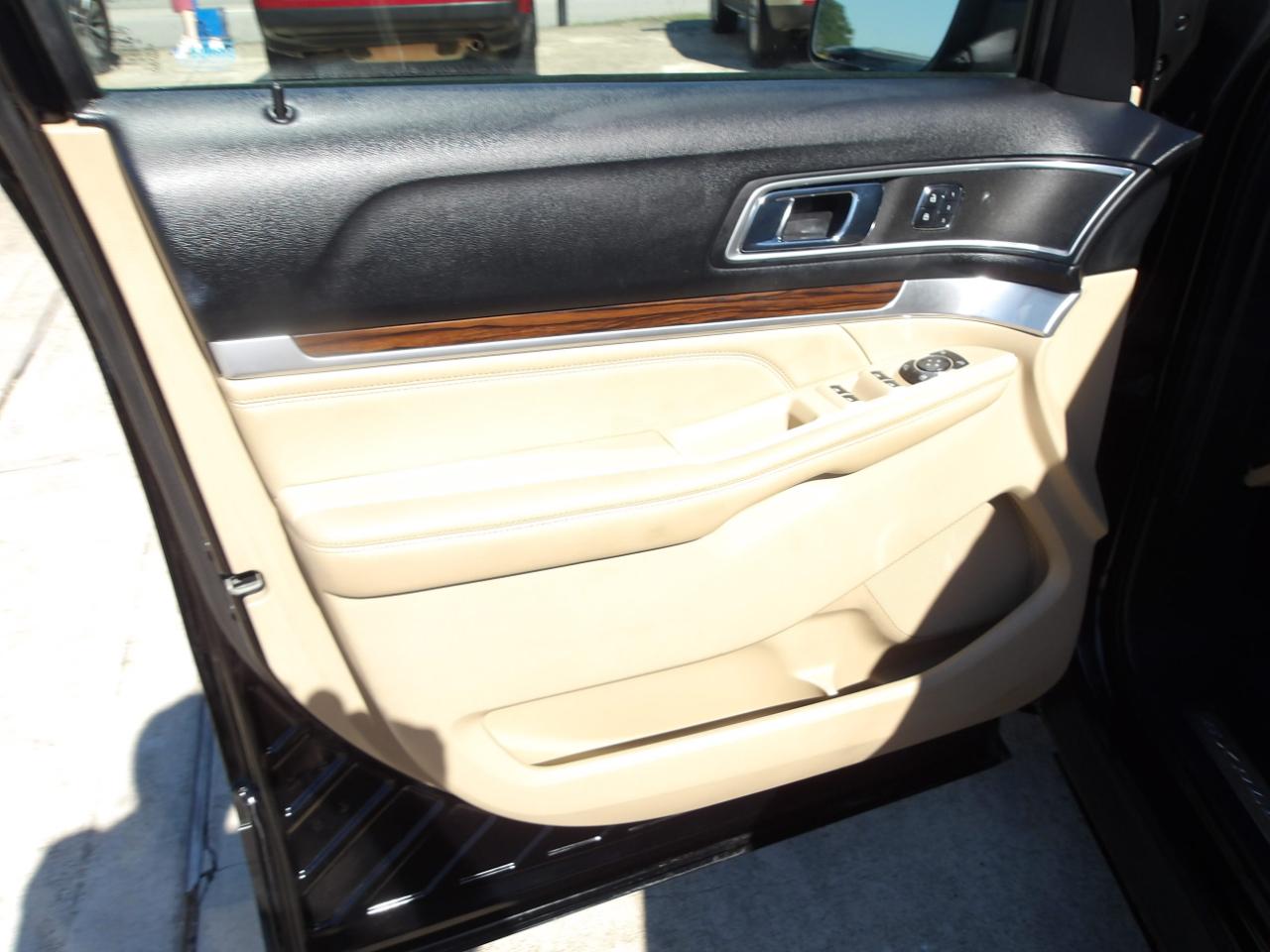 Ford Explorer FWD 4dr Limited 2016