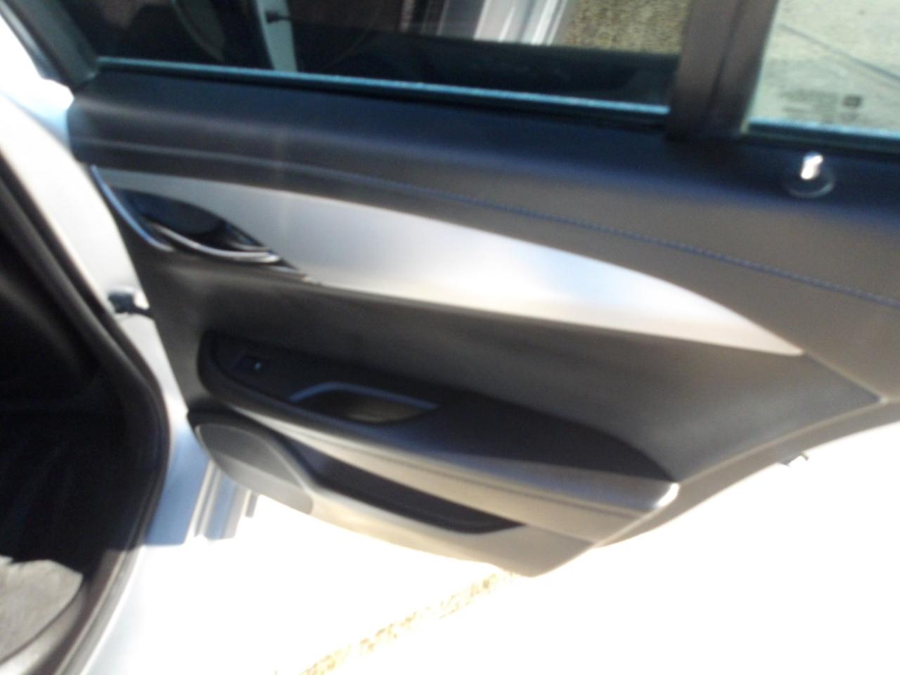 Cadillac ATS Sedan 4dr Sdn 2.0L Luxury RWD 2015