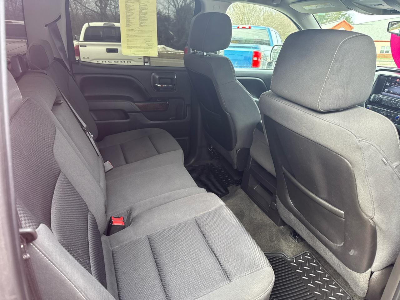 GMC Sierra 1500 4WD Crew Cab 143.5" SLE 2015