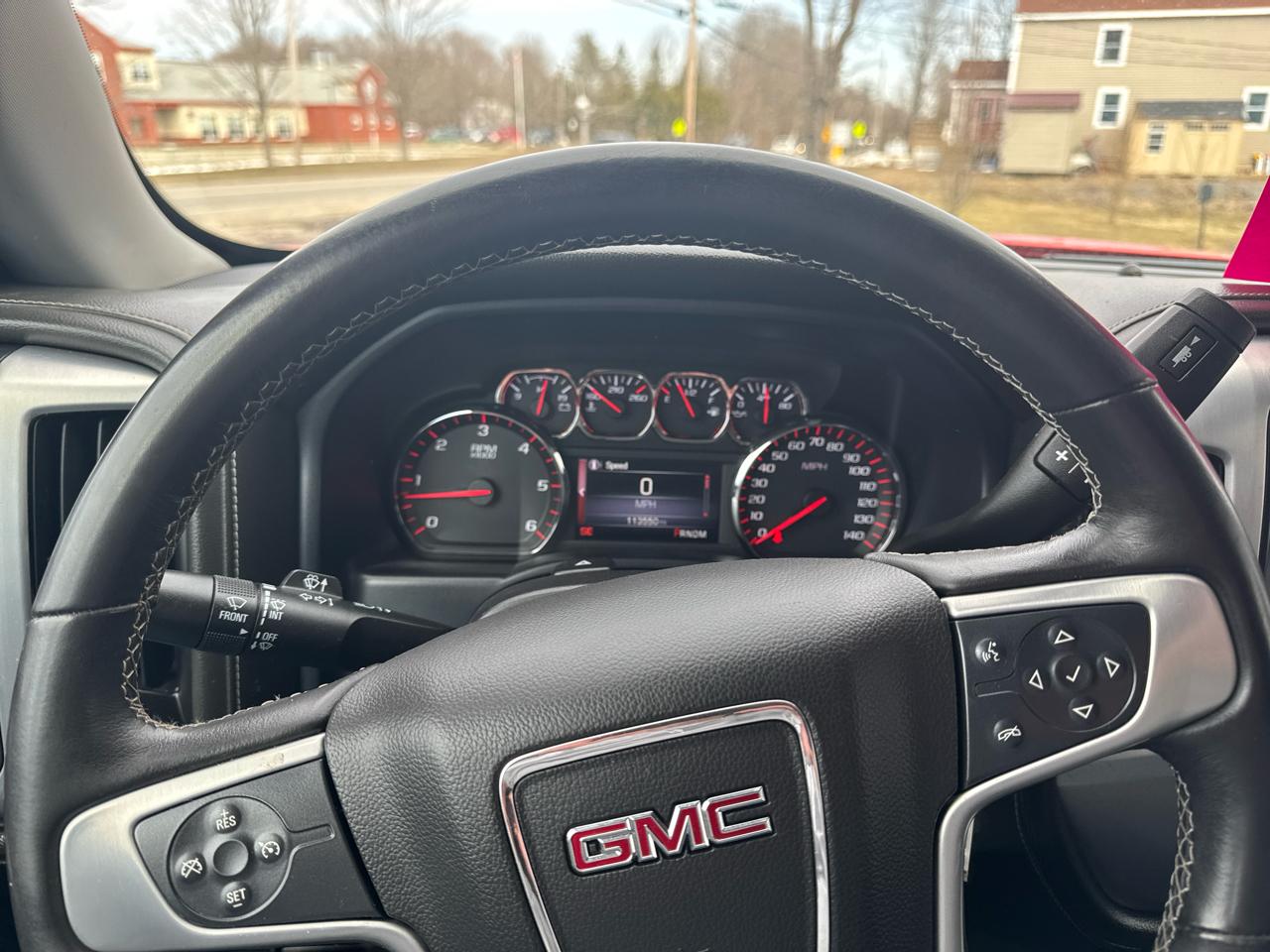 GMC Sierra 1500 4WD Crew Cab 143.5" SLE 2015