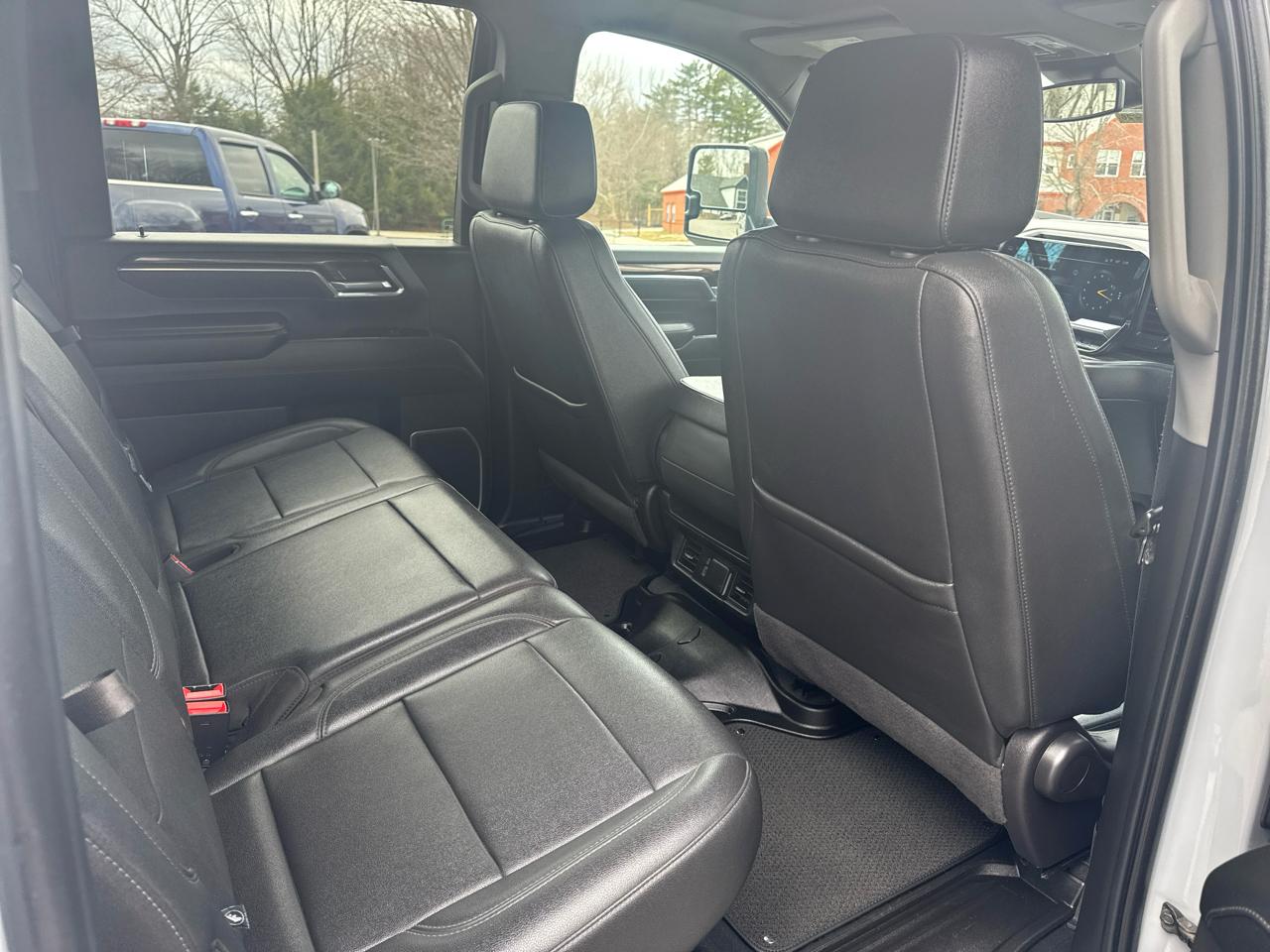 Chevrolet Silverado 2500HD 4WD Crew Cab 153" LT w/2LT 2024