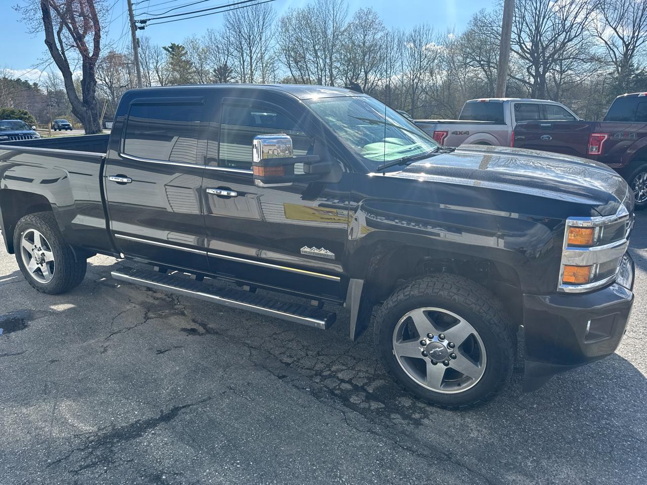 Chevrolet Silverado 2500HD 4WD Crew Cab 159" High Country 2017