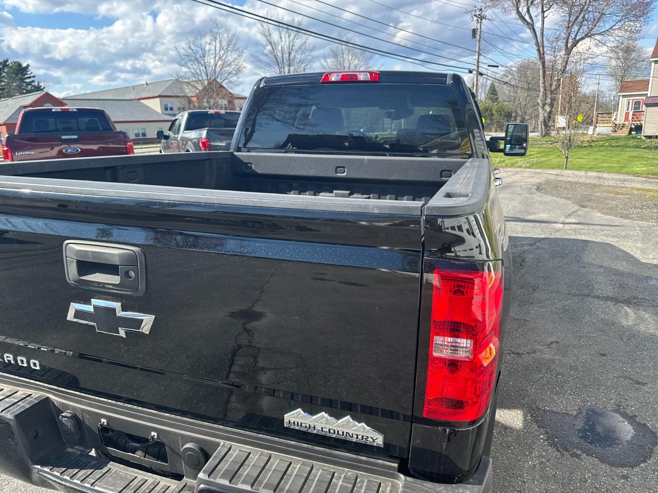 Chevrolet Silverado 2500HD 4WD Crew Cab 159" High Country 2017