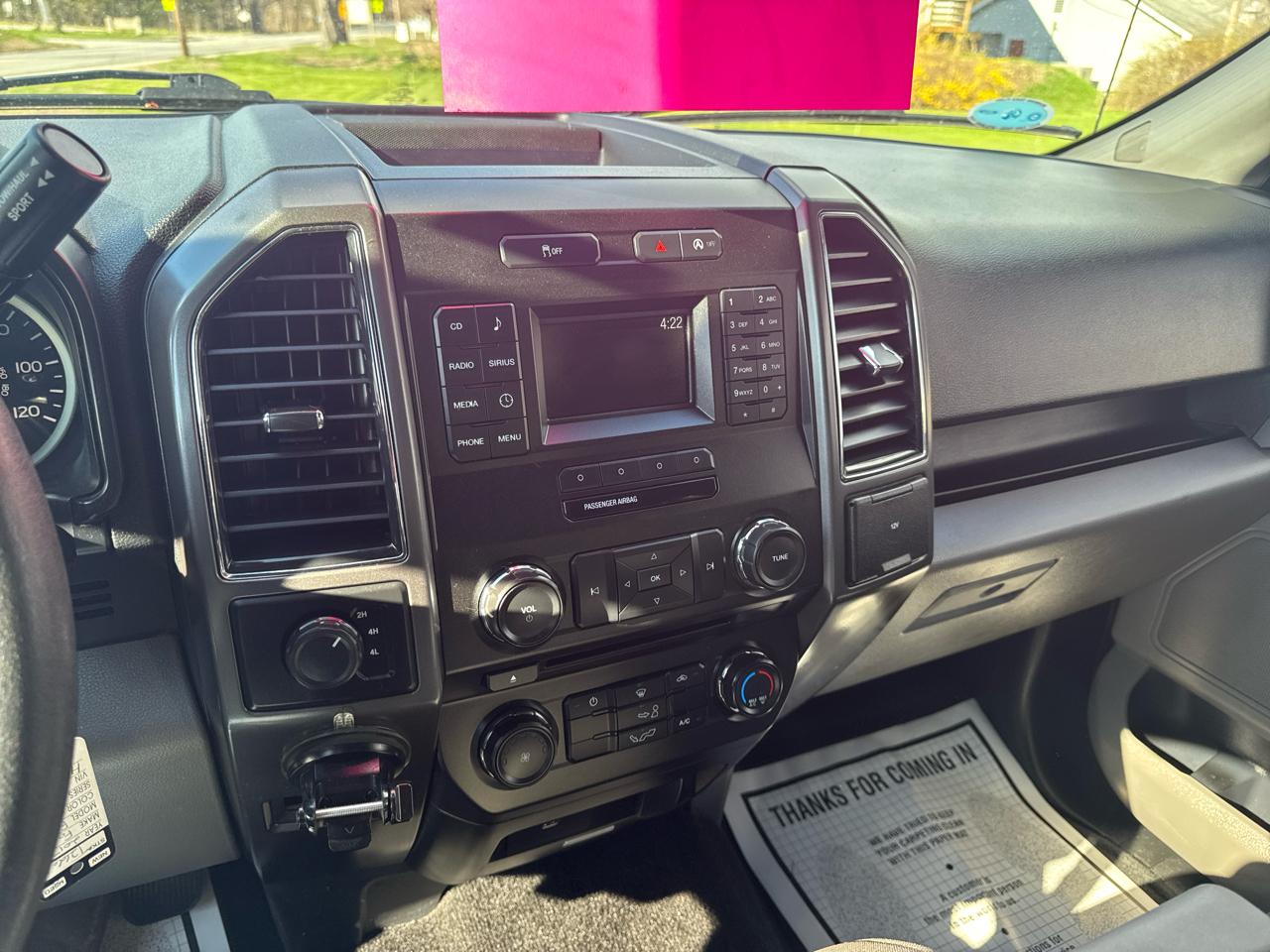 Ford F-150 4WD SuperCrew 139" XLT 2017