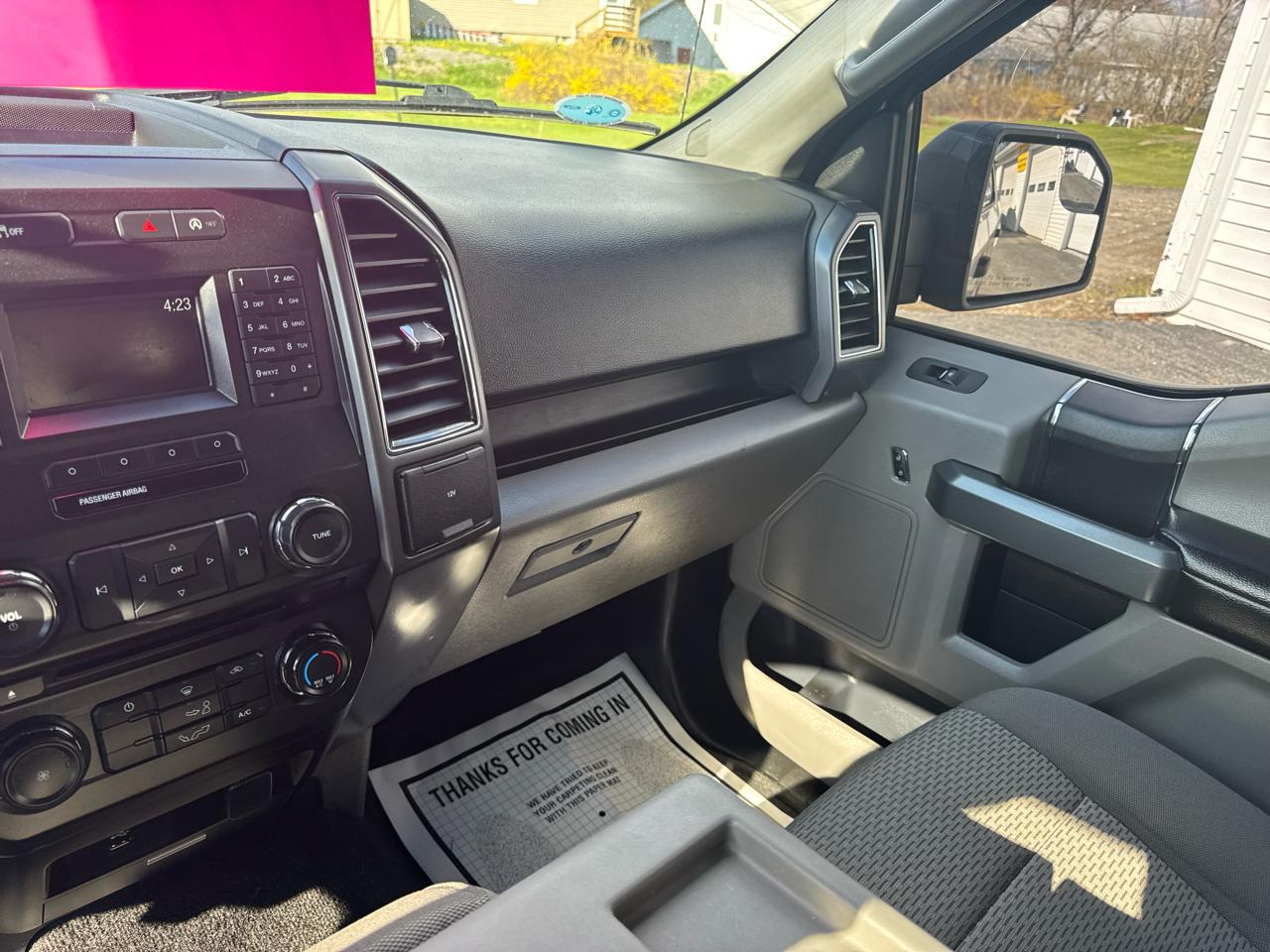 Ford F-150 4WD SuperCrew 139" XLT 2017