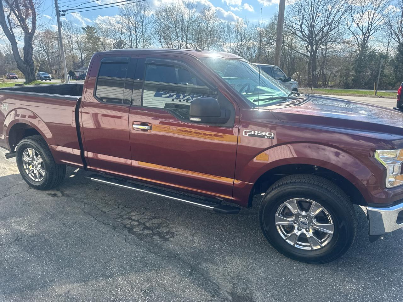 Ford F-150 4WD SuperCab 133" XLT 2015