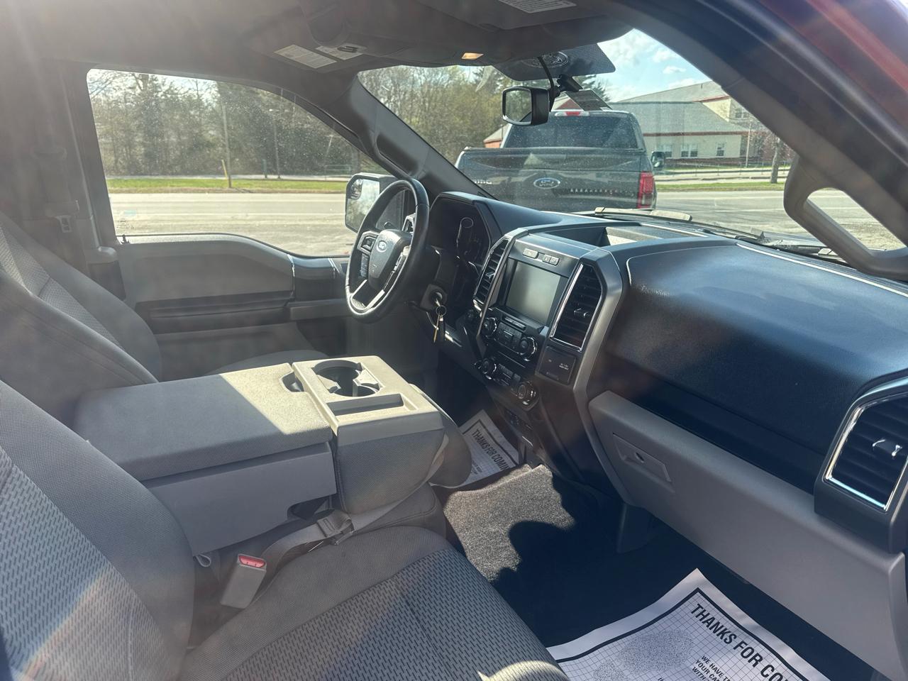 Ford F-150 4WD SuperCab 133" XLT 2015