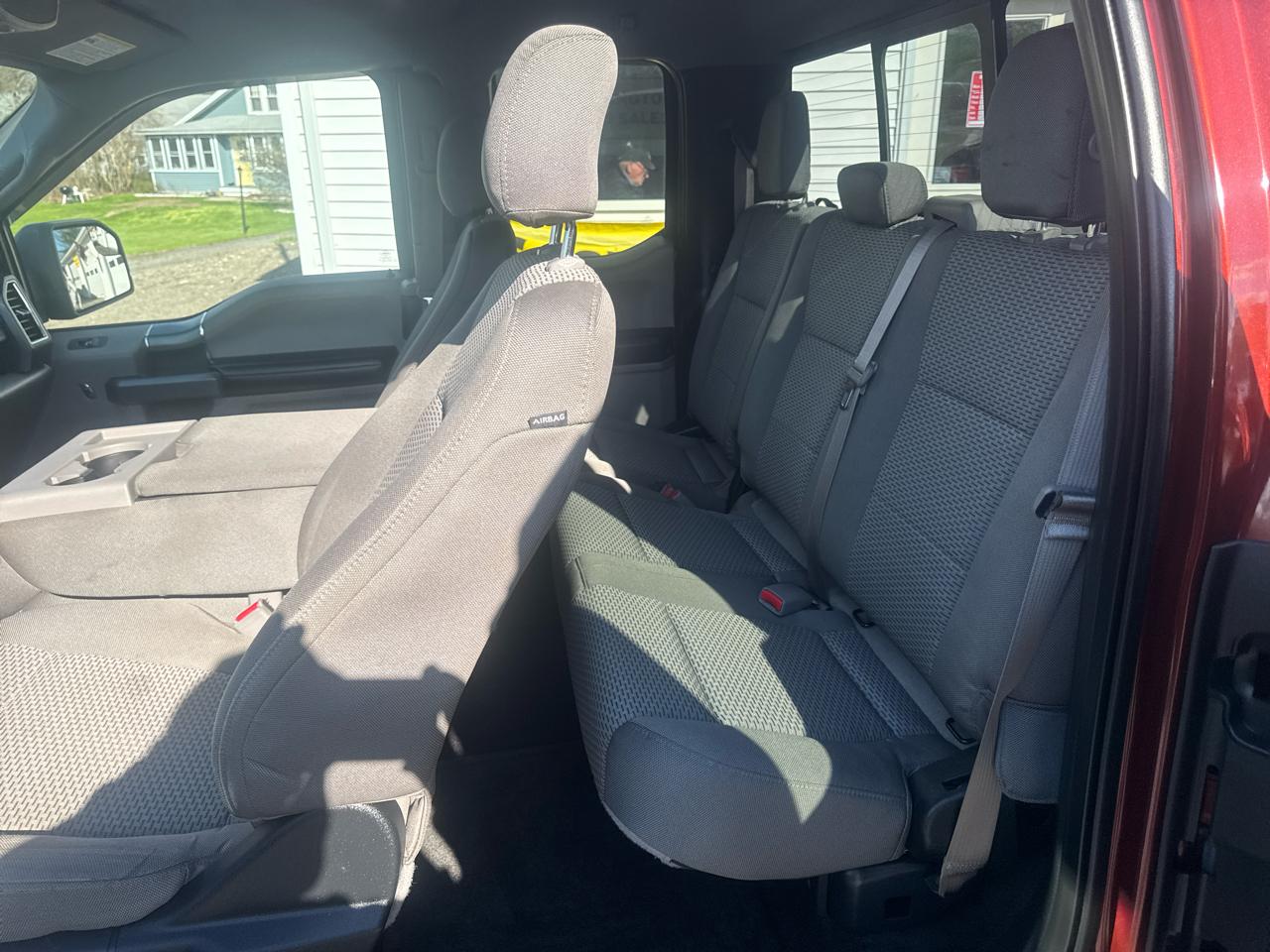 Ford F-150 4WD SuperCab 133" XLT 2015