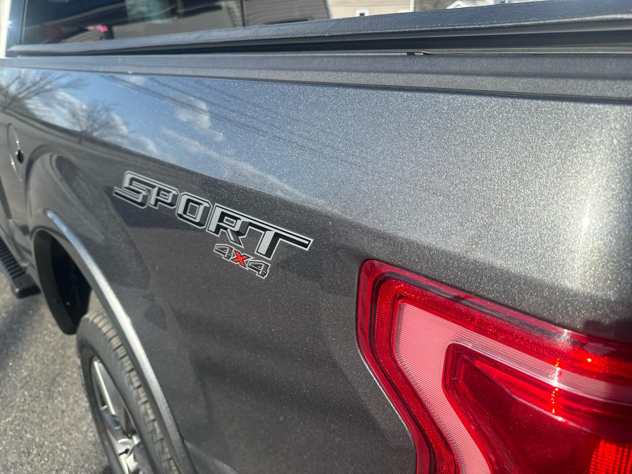 Ford F-150 4WD SuperCab 145" Lariat 2016