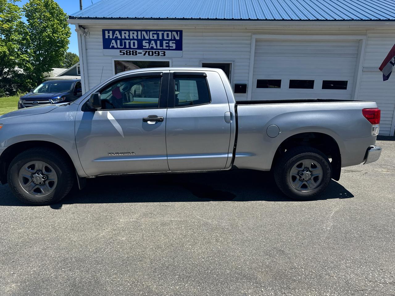 2011 Toyota Tundra's photo