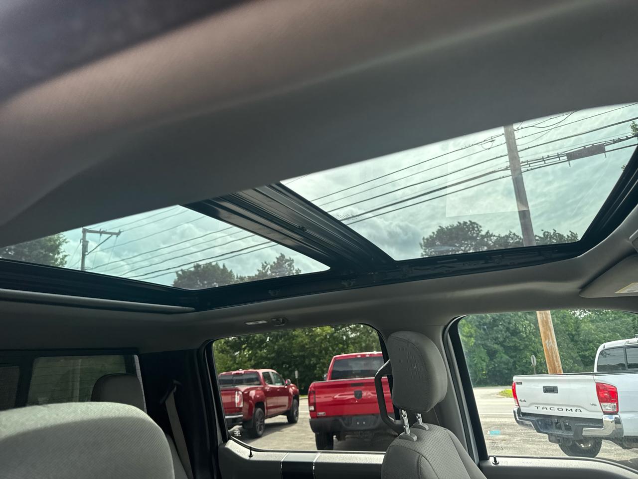 Ford F-150 4WD SuperCrew 139" XLT 2016