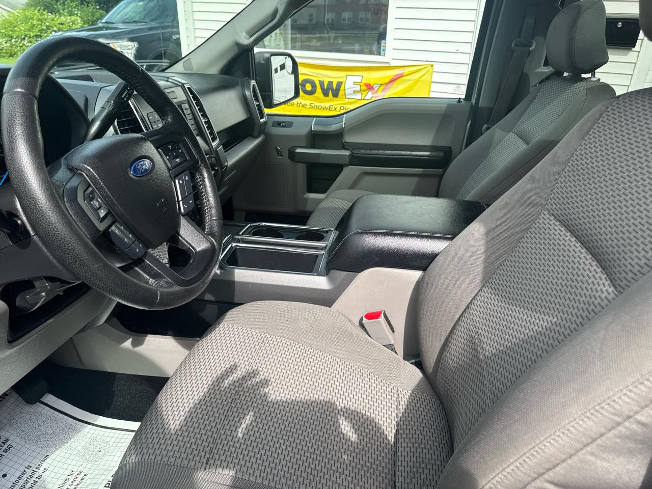 Ford F-150 4WD SuperCrew 139" XLT 2016