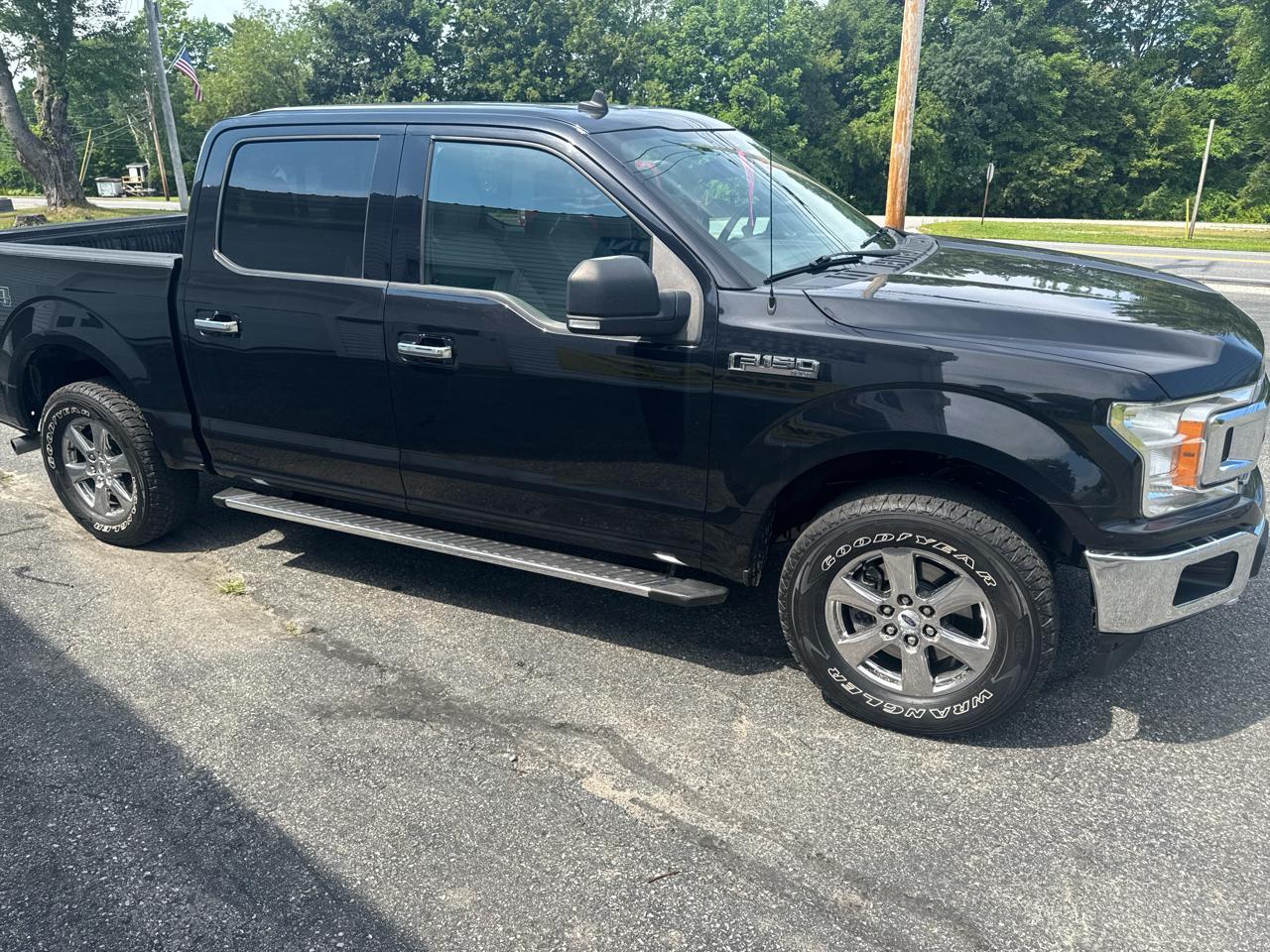 Ford F-150 4WD SuperCrew 145" XLT 2019