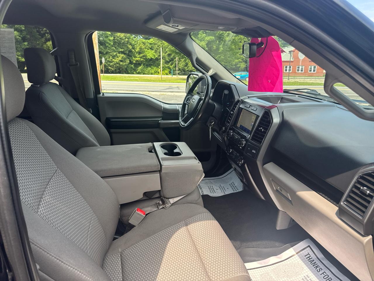 Ford F-150 4WD SuperCrew 145" XLT 2019