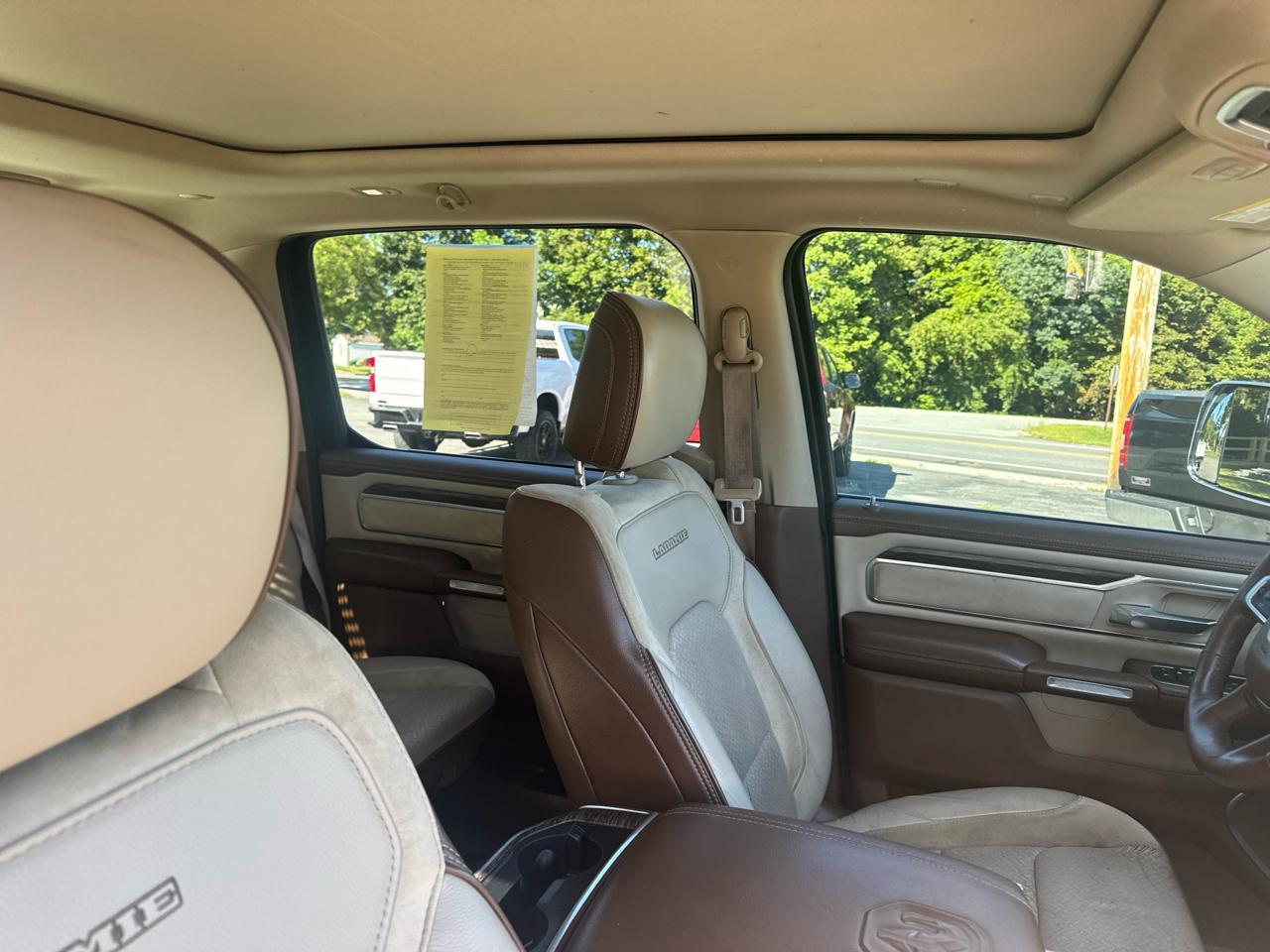 RAM 1500 Laramie Crew Cab SWB 4WD 2019