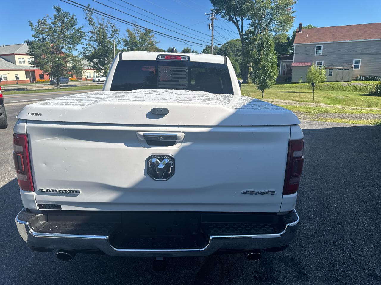 RAM 1500 Laramie Crew Cab SWB 4WD 2019