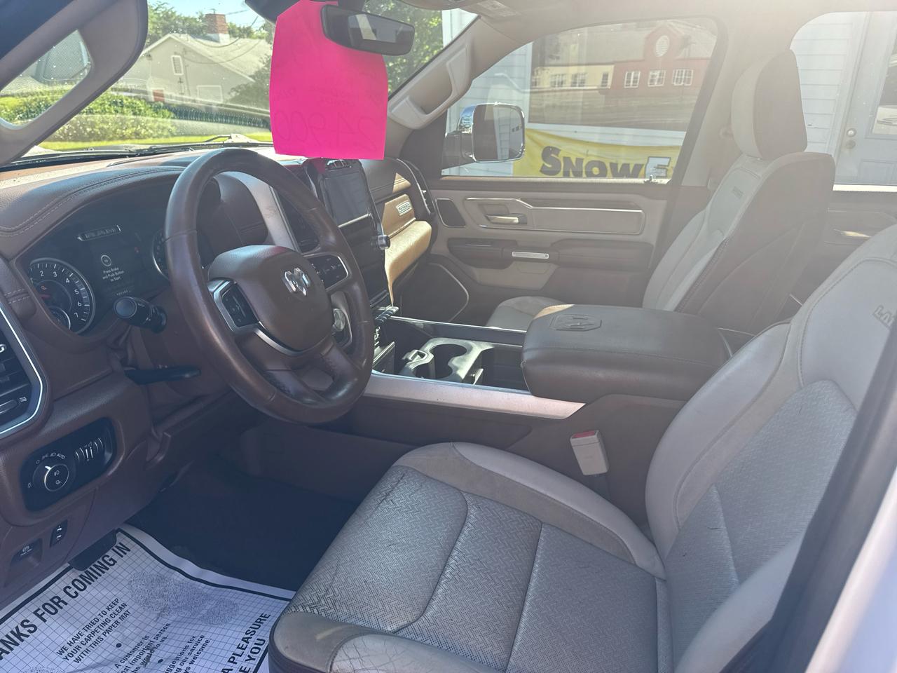RAM 1500 Laramie Crew Cab SWB 4WD 2019