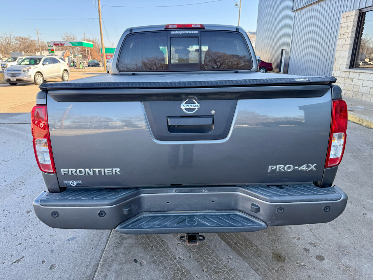 Nissan Frontier PRO-4X Crew Cab 5AT 4WD 2016