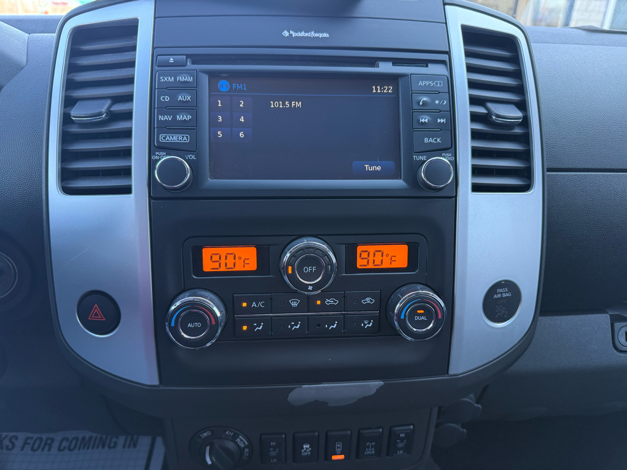 Nissan Frontier PRO-4X Crew Cab 5AT 4WD 2016