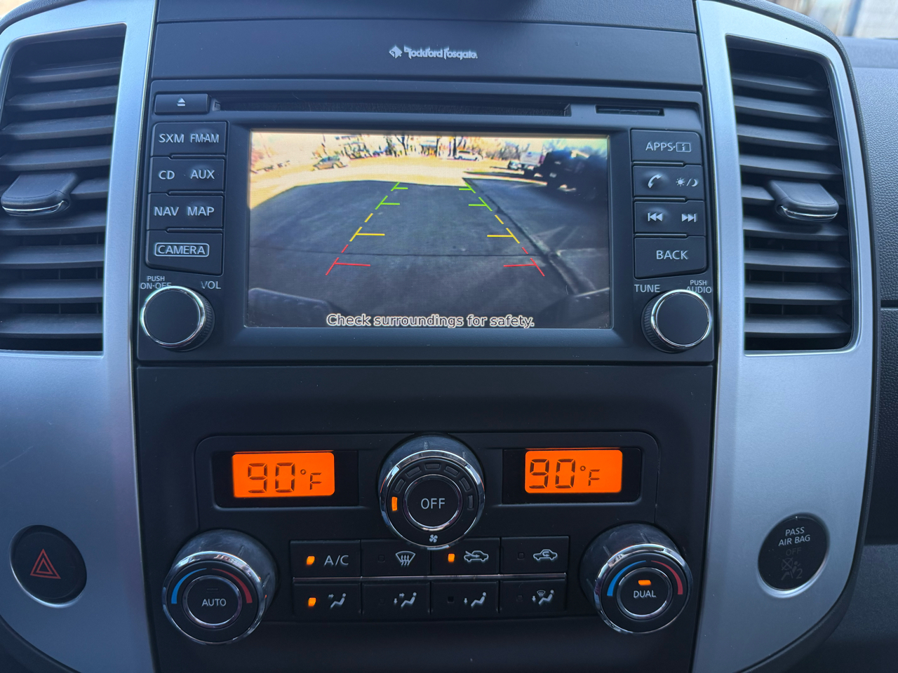 Nissan Frontier PRO-4X Crew Cab 5AT 4WD 2016