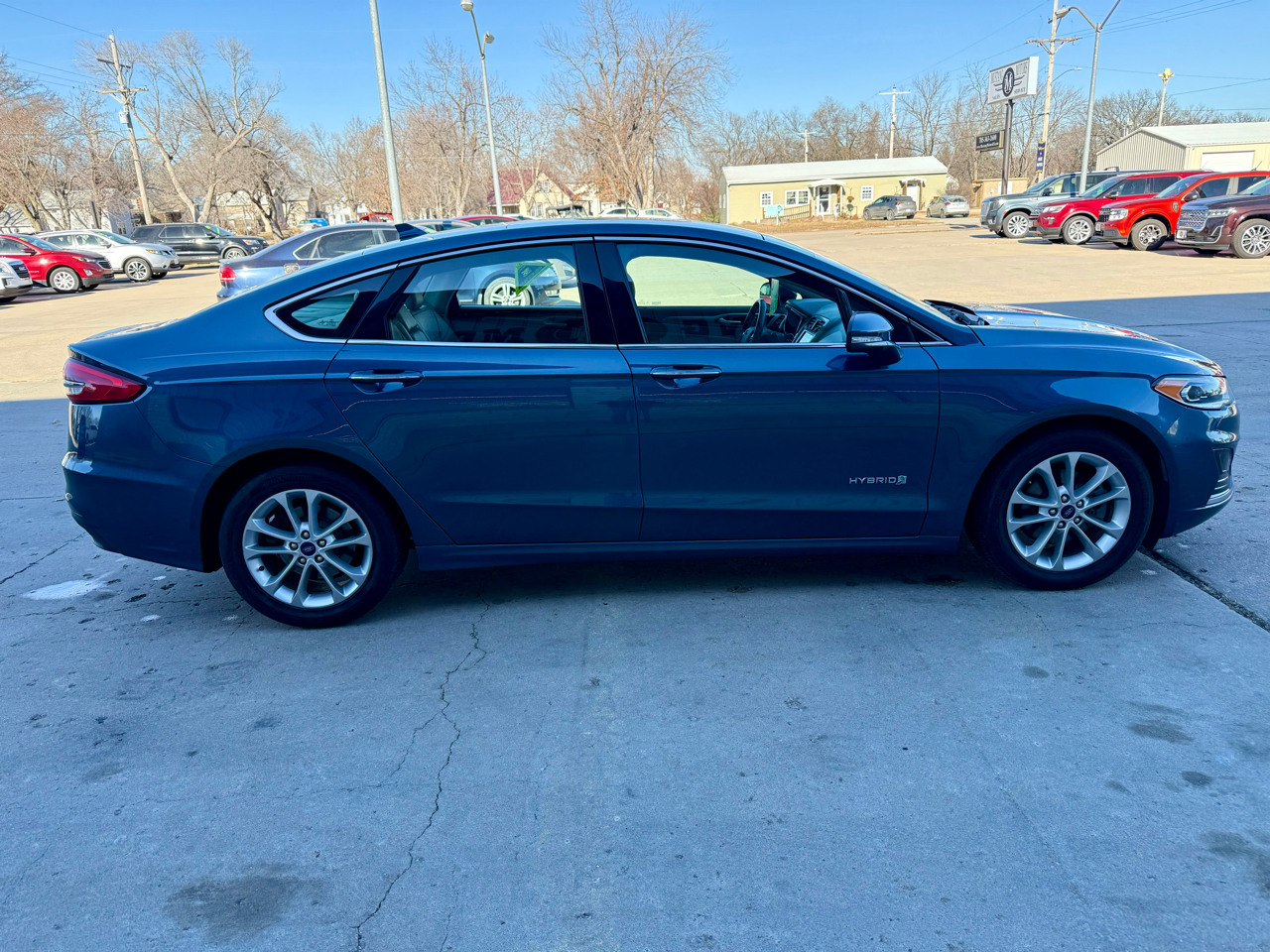 Ford Fusion Hybrid SEL 2019