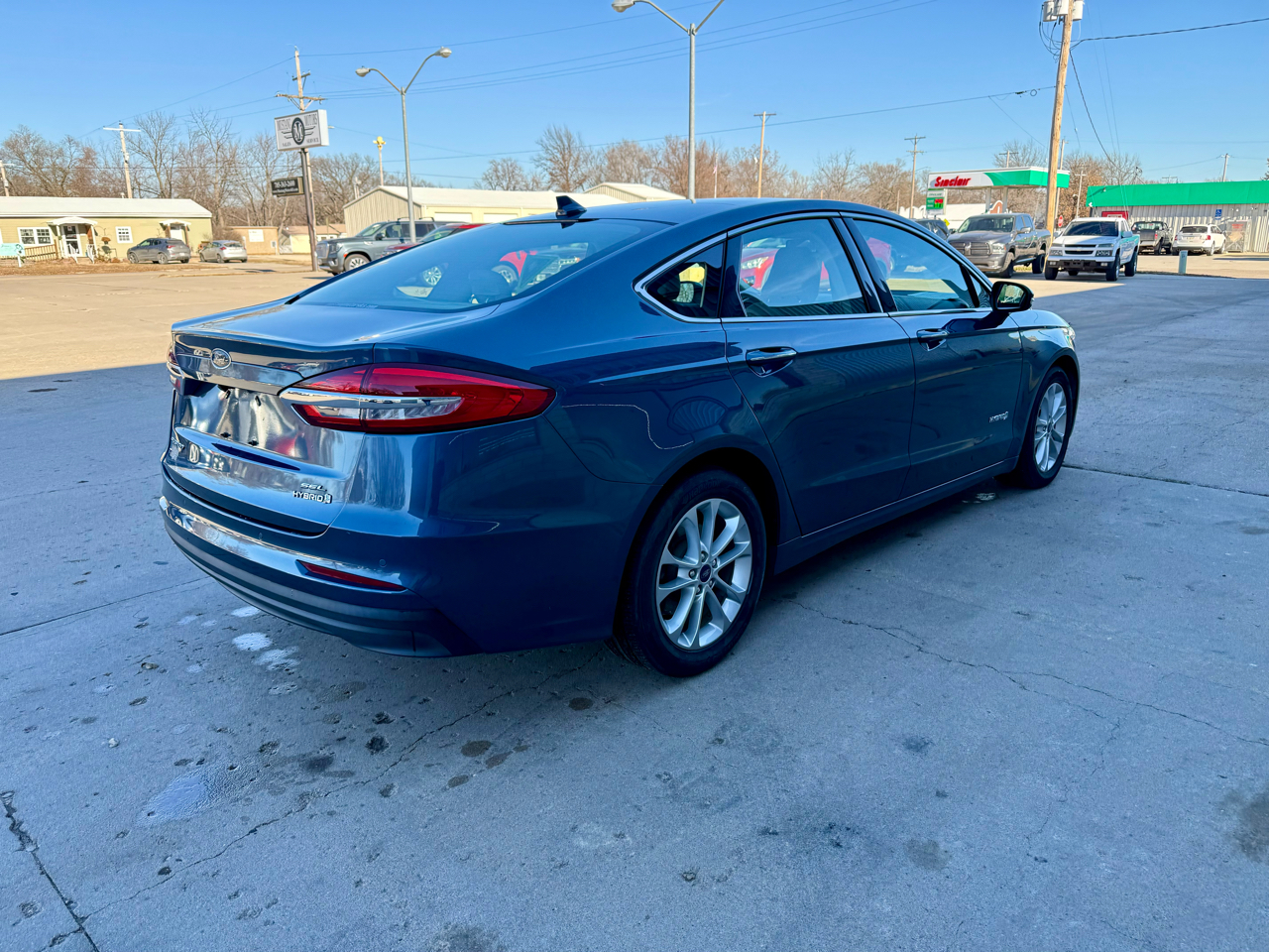 Ford Fusion Hybrid SEL 2019