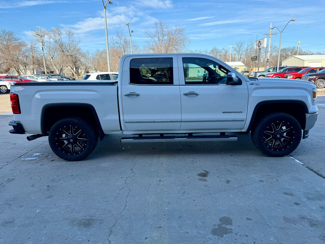 GMC Sierra 1500 SLT Crew Cab 4WD 2015