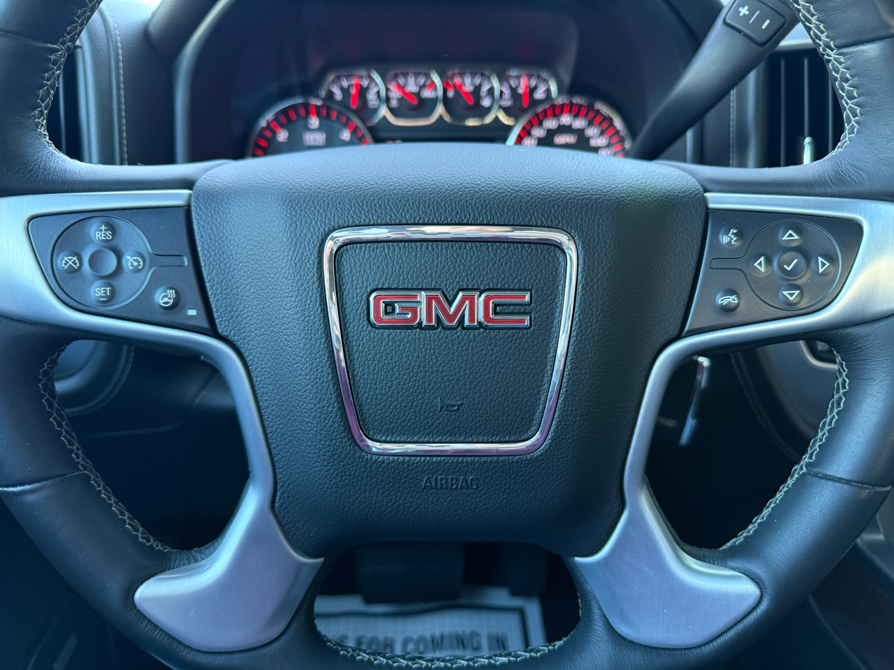 GMC Sierra 1500 SLT Crew Cab 4WD 2015