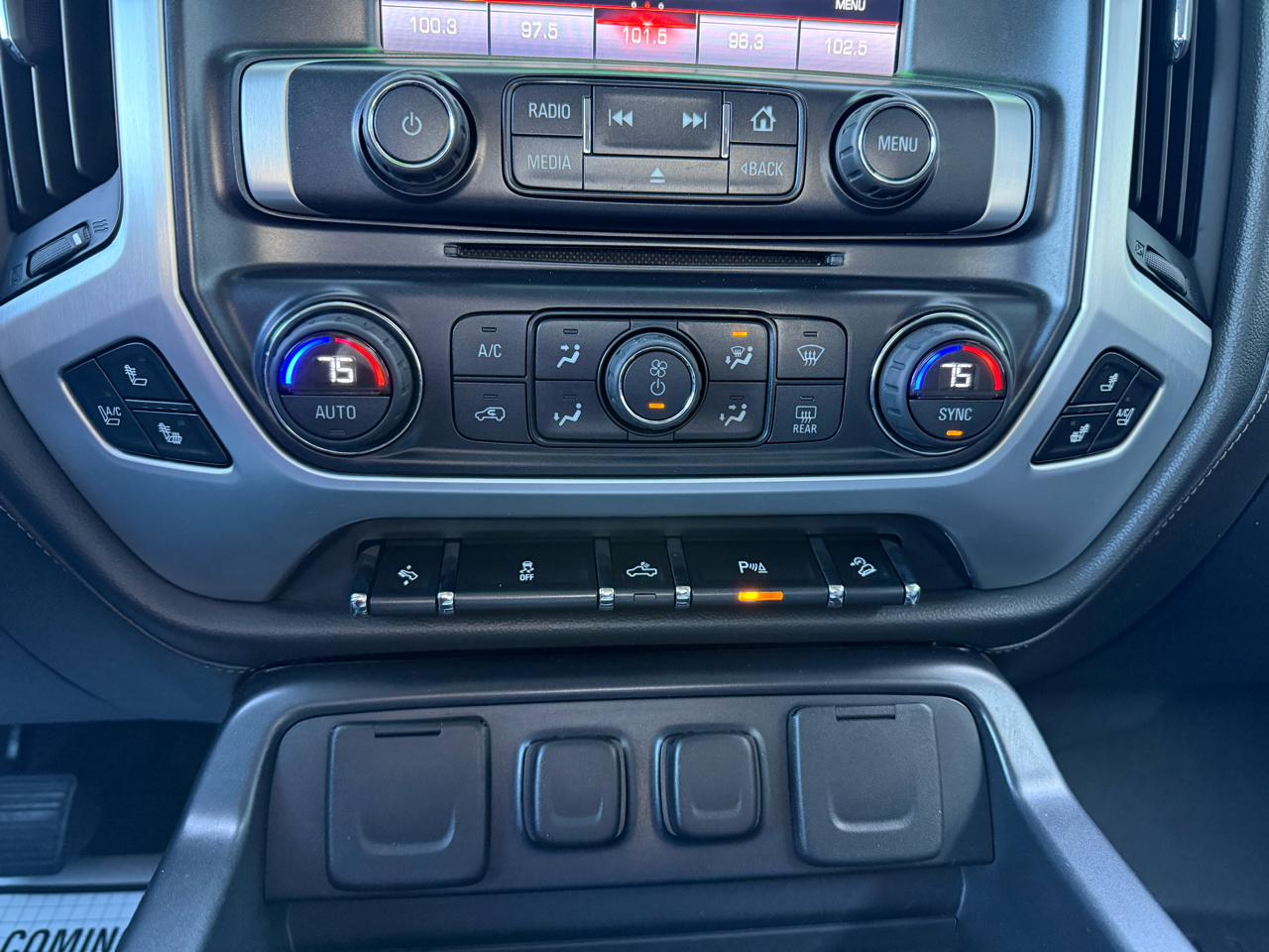 GMC Sierra 1500 SLT Crew Cab 4WD 2015