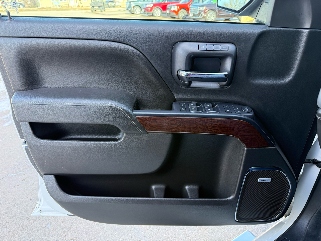 GMC Sierra 1500 SLT Crew Cab 4WD 2015