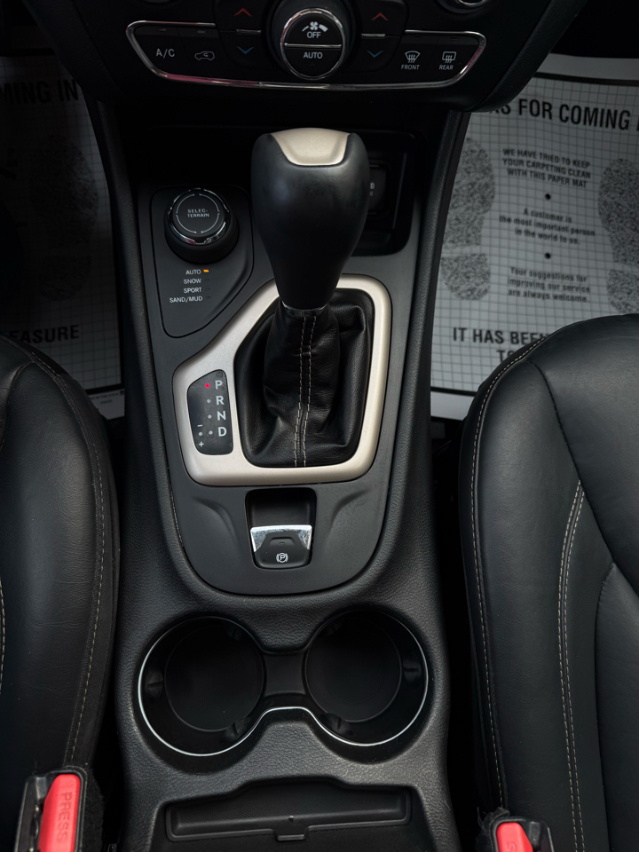 Jeep Cherokee Limited 4WD 2015