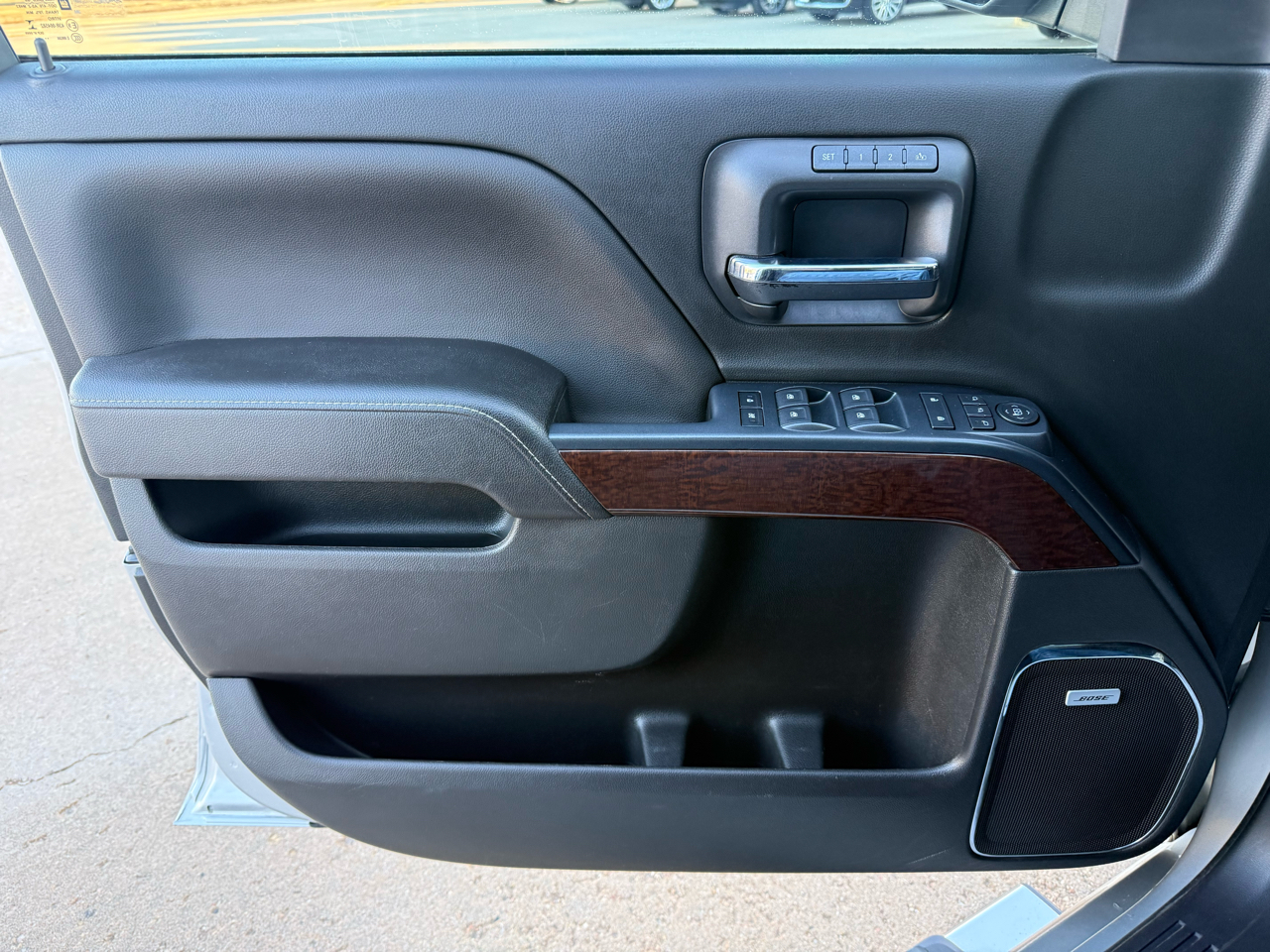 GMC Sierra 1500 SLT Crew Cab 4WD 2017