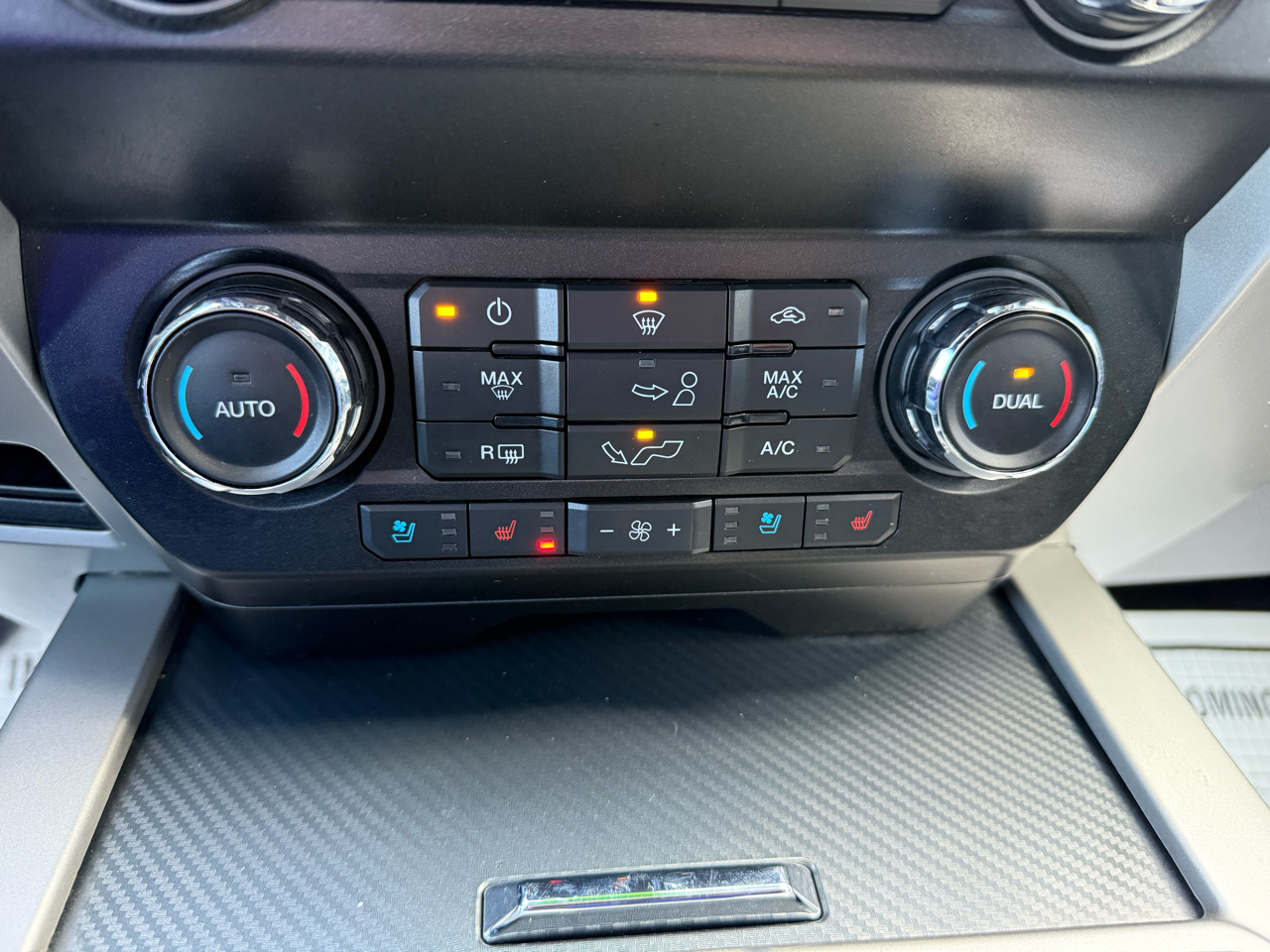 Ford F-150 Lariat 2020