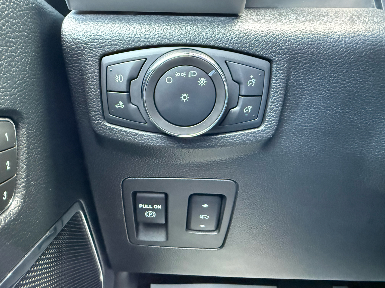 Ford F-150 Lariat 2020