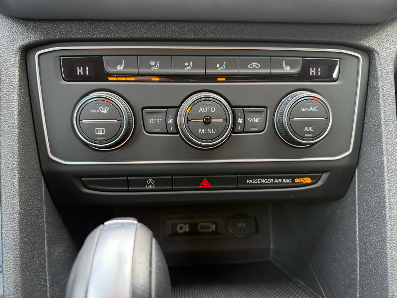 Volkswagen Atlas SE w/Technology 2019