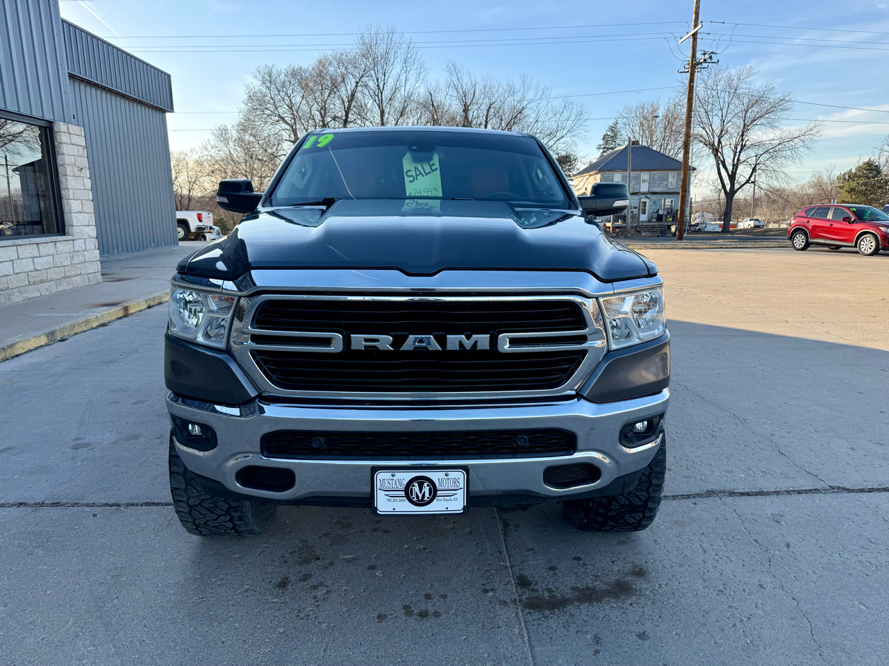 RAM 1500 Big Horn Crew Cab SWB 4WD 2019