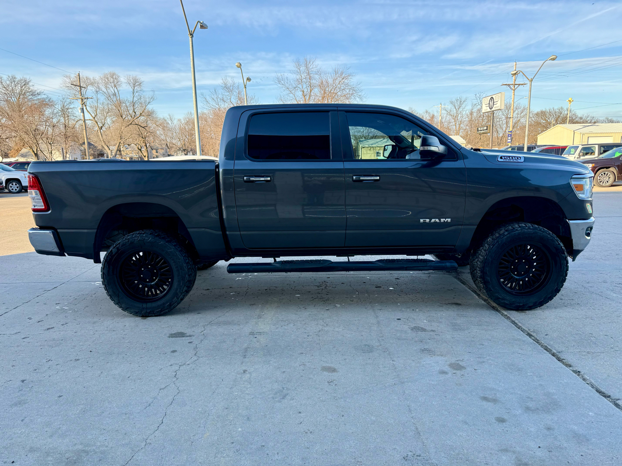 RAM 1500 Big Horn Crew Cab SWB 4WD 2019