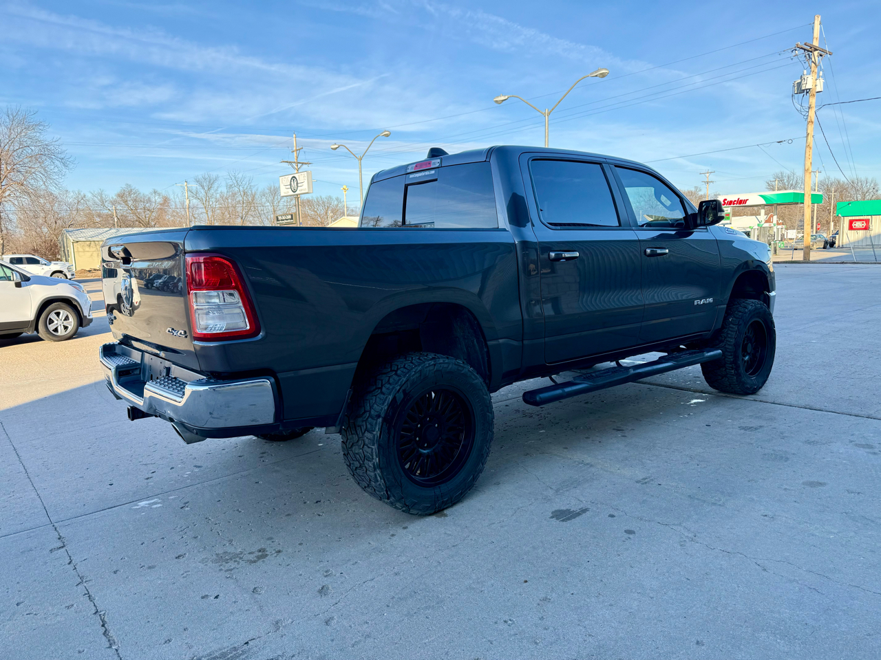 RAM 1500 Big Horn Crew Cab SWB 4WD 2019