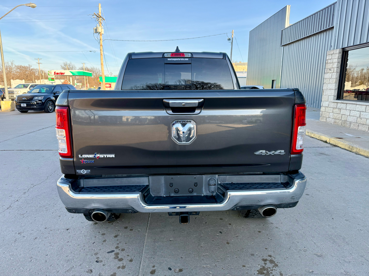 RAM 1500 Big Horn Crew Cab SWB 4WD 2019