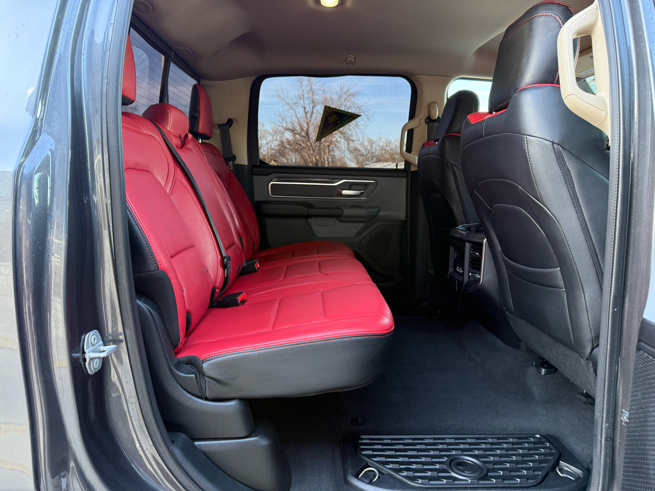 RAM 1500 Big Horn Crew Cab SWB 4WD 2019
